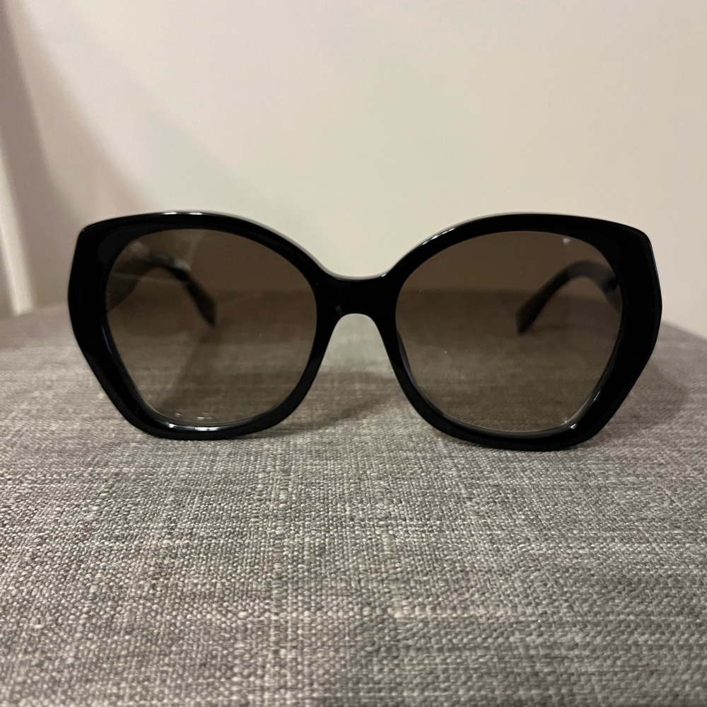 Fendi Black Square Sunglasses